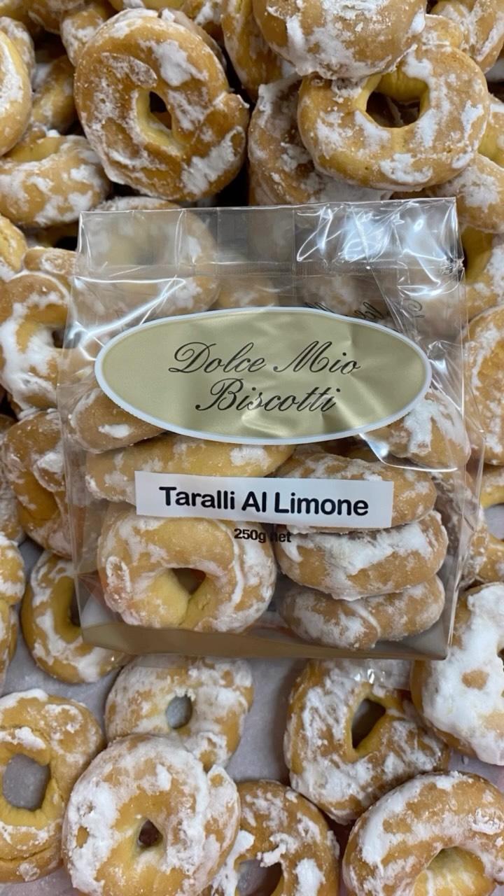 Their’s nothing quite like our homemade Lemon Taralli to keep you cosy on a cold winters day ....