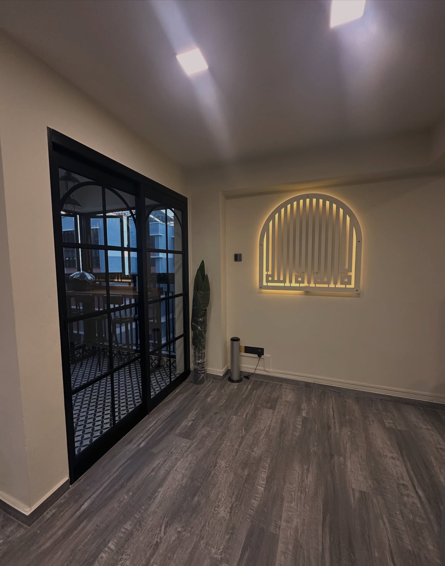 wishing eid mubarak to all of you families! 🕌
may Allah swt accept your fasting, prayers, charity and all your good deeds and we pray that we always be in the best of states 🤲🏼
may your homes be filled with love, warmth & happiness during this joyous occasion.. 🤍
#camelcaravanco #thefamilymajlis #eidmubarak